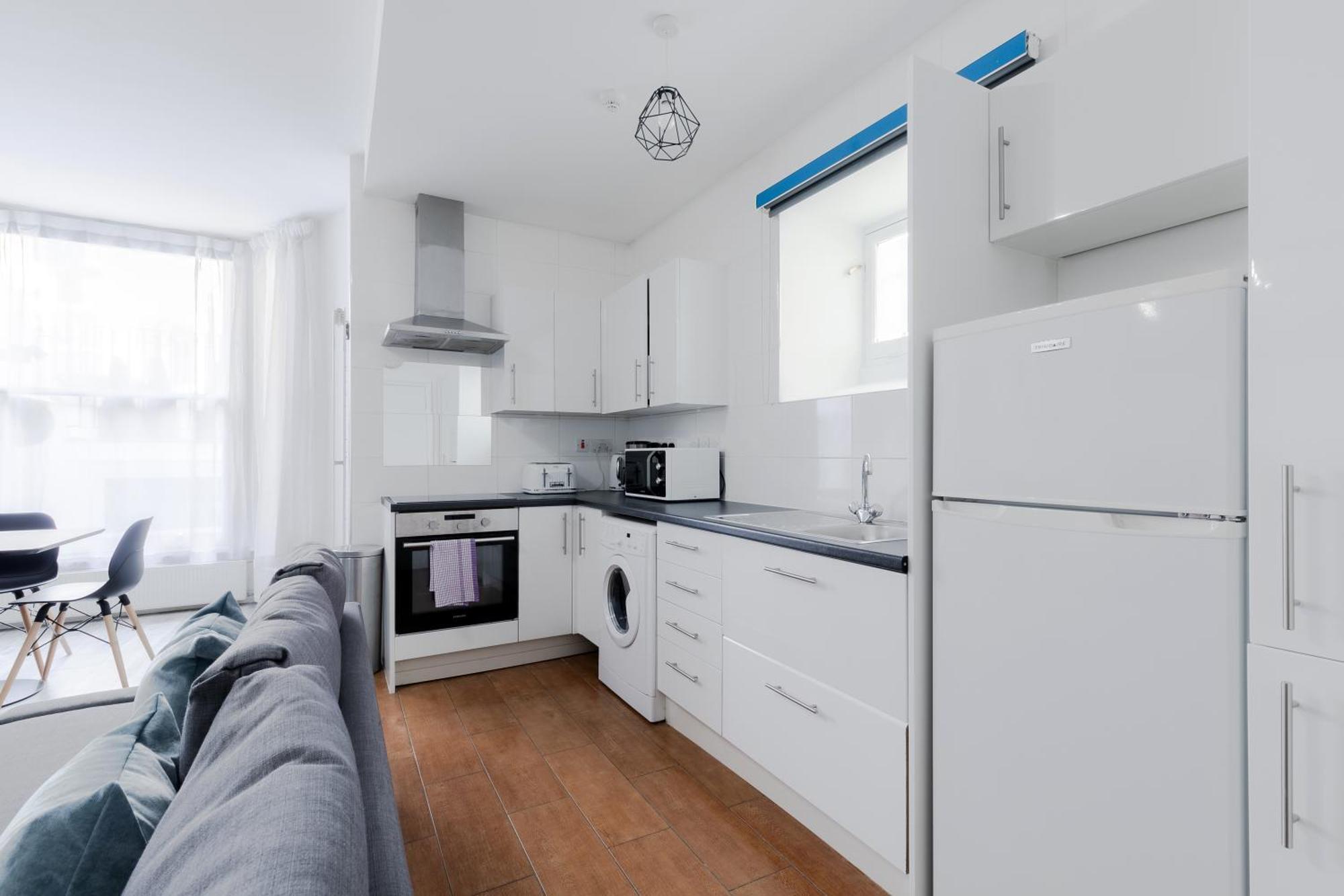 Modern Kensington Apartments London Exterior photo