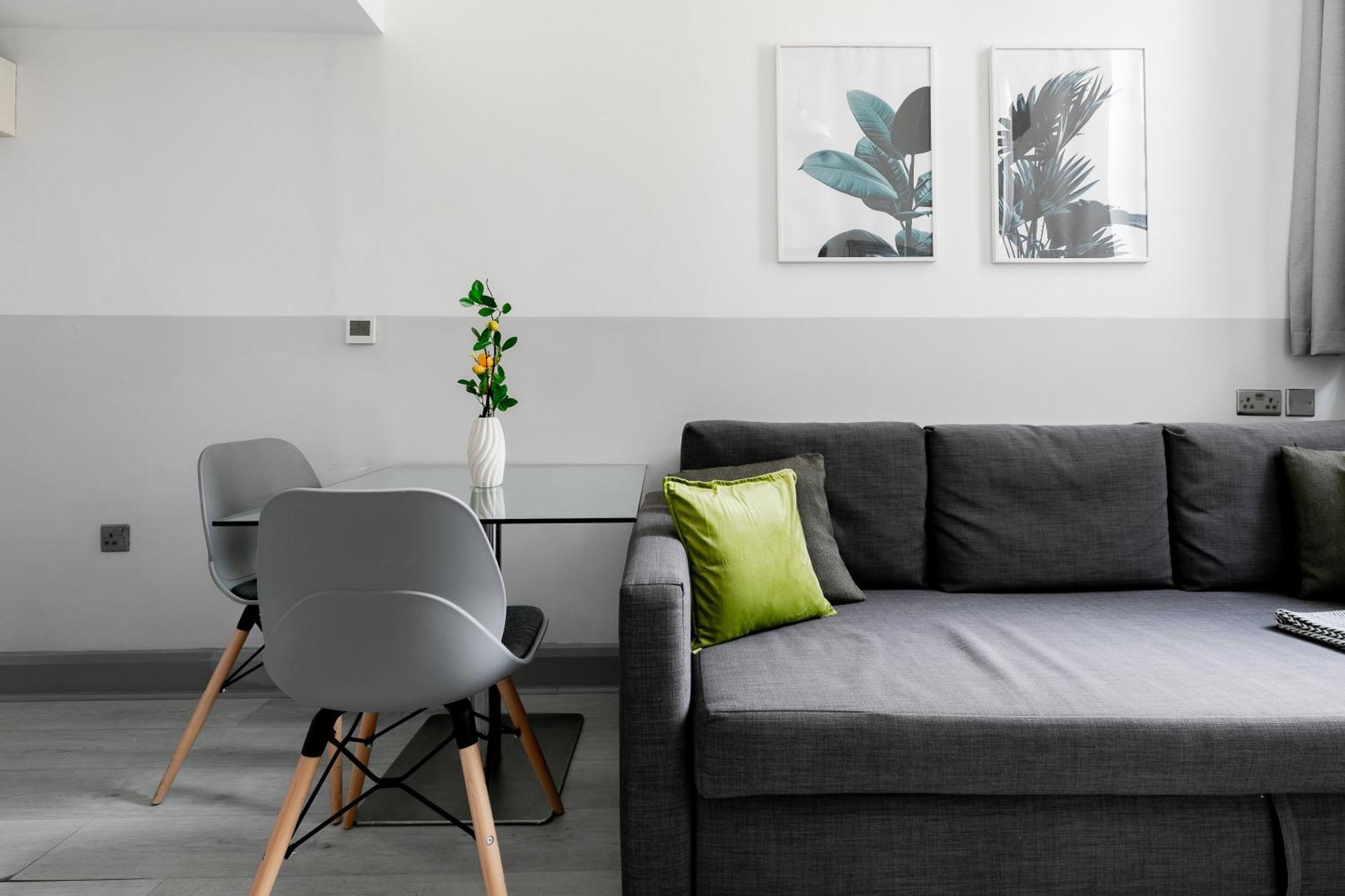 Modern Kensington Apartments London Exterior photo